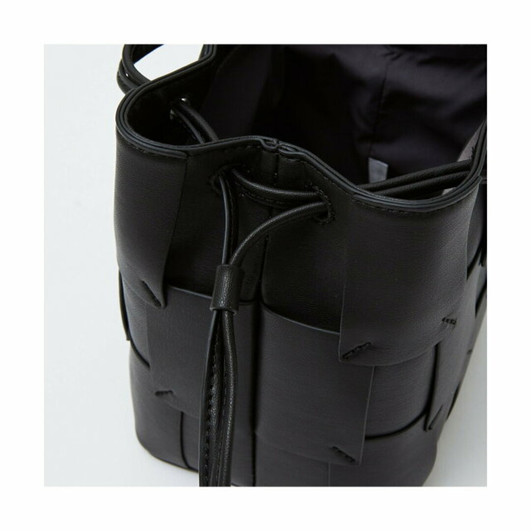 AU BANNISTER(オゥバニスター)の【ブラック】【F】●JAMIRAY PATCH BUCKET BAG レディースのバッグ(ショルダーバッグ)の商品写真
