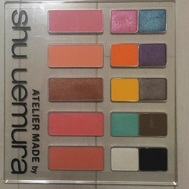 Shu Uemura Shu Uemura アイシャドー チーク パレットの通販 By Rina S Shop シュウウエムラならラクマ