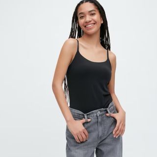 ユニクロ(UNIQLO)のUNIQLOエアリズムブラトップ(キャミソール)