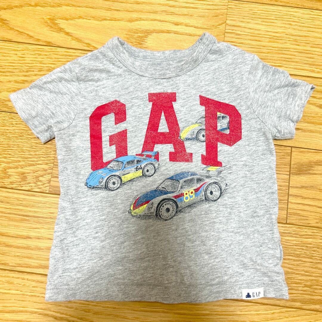 GAP Kids(ギャップキッズ)のGAP ギャップ Tシャツ キッズ/ベビー/マタニティのキッズ服男の子用(90cm~)(Tシャツ/カットソー)の商品写真