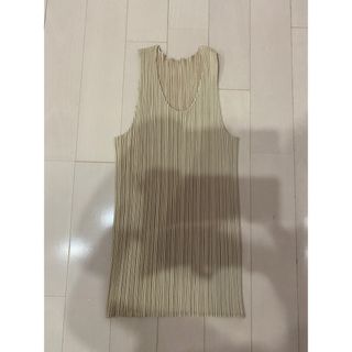 プリーツプリーズイッセイミヤケ(PLEATS PLEASE ISSEY MIYAKE)のプリーツプリーズ　ノースリーブ(カットソー(半袖/袖なし))