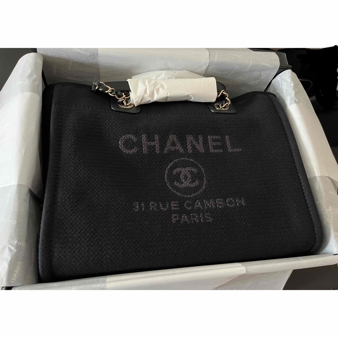 CHANEL(シャネル)のCHANEL ドーヴィル レディースのバッグ(トートバッグ)の商品写真