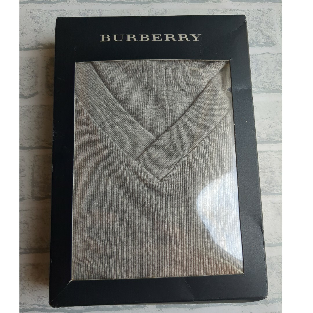 BURBERRY - 【新品未使用】バーバリー BURBERRY リブネックTシャツ M