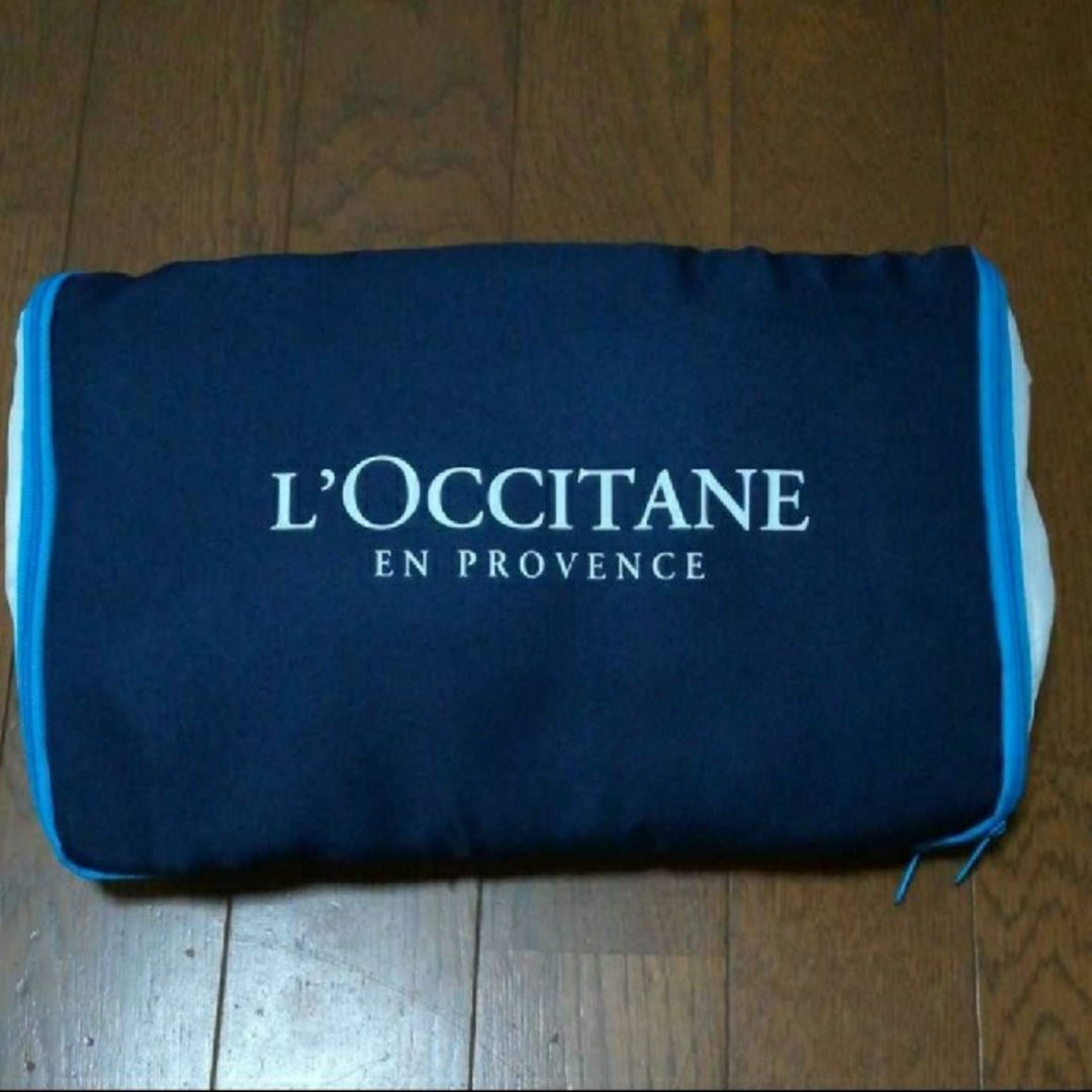 L'OCCITANE(ロクシタン)のロクシタン ホイップシア 大型ガーメントケース レディースのファッション小物(ポーチ)の商品写真