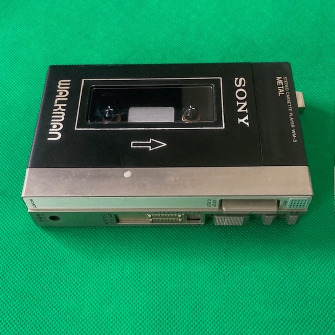 SONY(ソニー)の整備済完全動作品 SONY WALKMAN DELUXE WM-3 TPS-L2 スマホ/家電/カメラのオーディオ機器(ポータブルプレーヤー)の商品写真