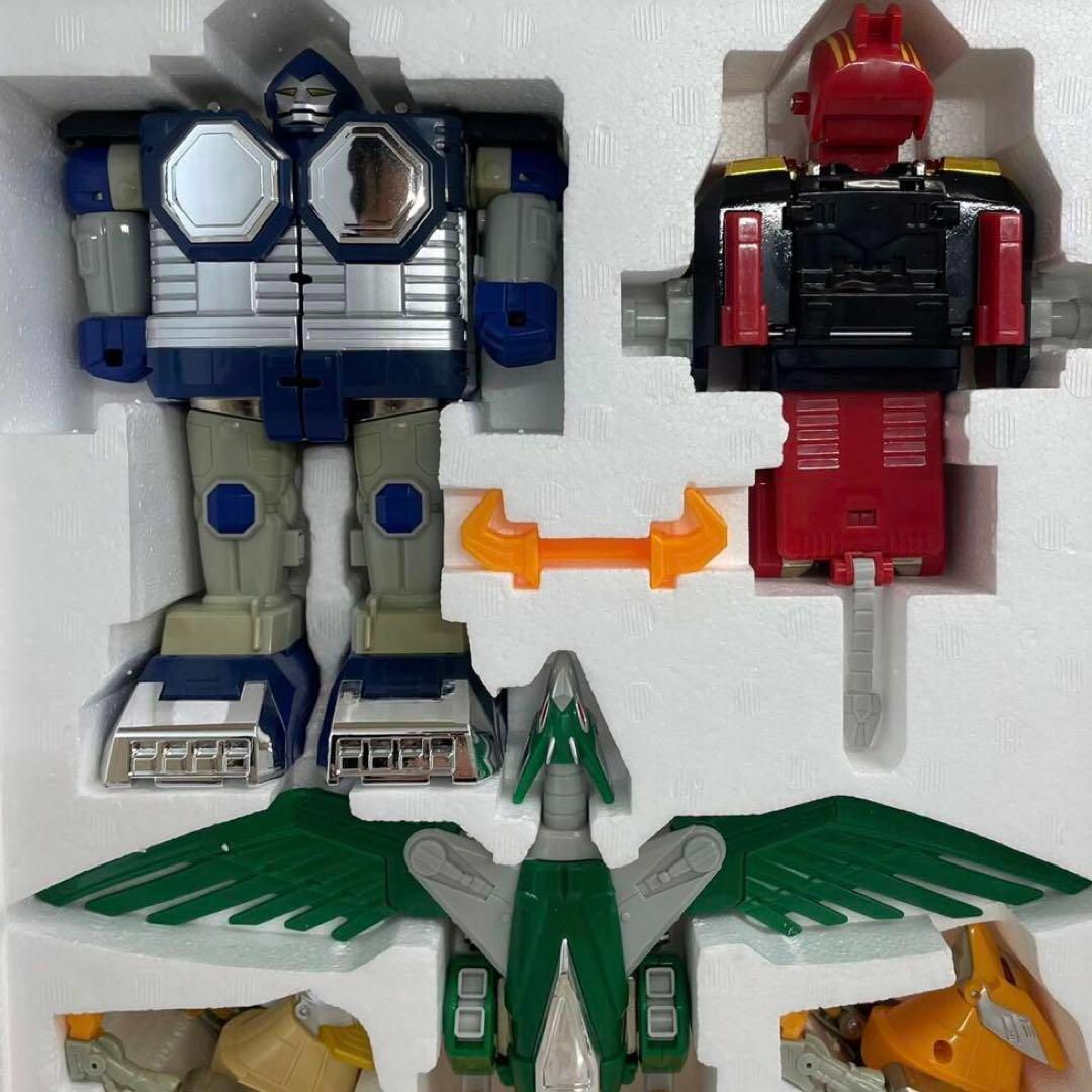 未使用品 星獣戦隊ギンガマン DX 超合金 星獣合体 ギンガイオー GD-11