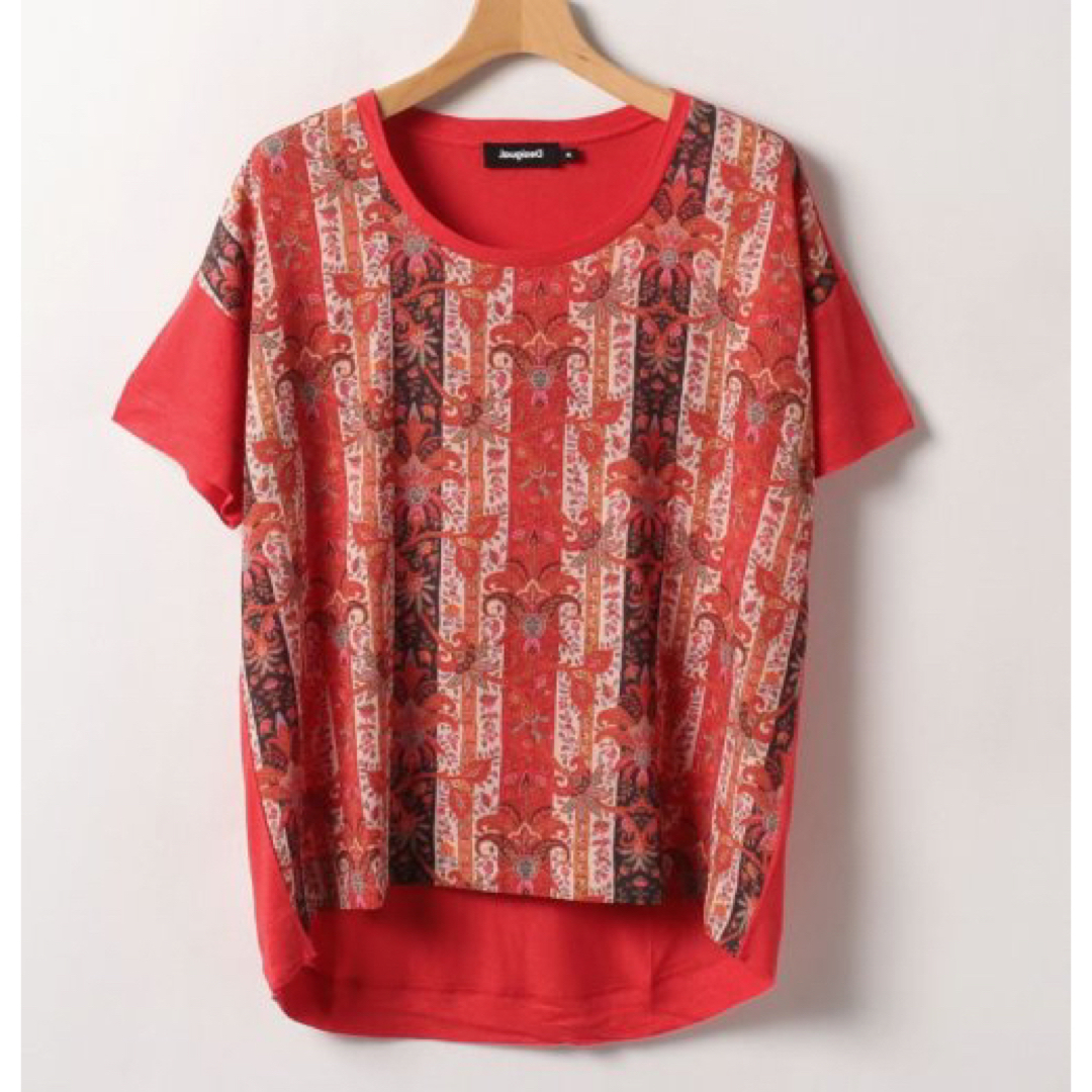 DESIGUAL(デシグアル)の新品✨タグ付き♪未使用　デシグアル　Tシャツ　Mサイズ　大特価‼️ レディースのトップス(Tシャツ(半袖/袖なし))の商品写真