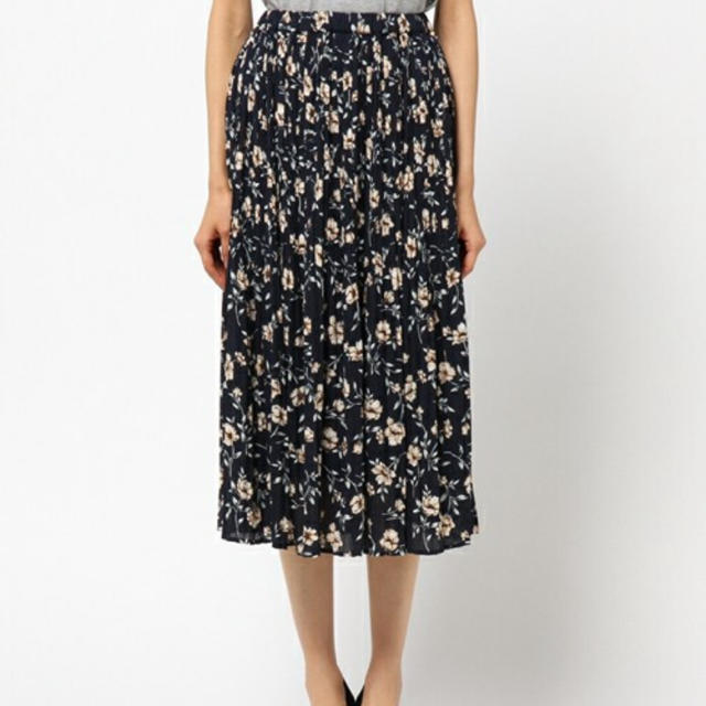 LOWRYS FARM(ローリーズファーム)の花柄スカート レディースのスカート(ひざ丈スカート)の商品写真