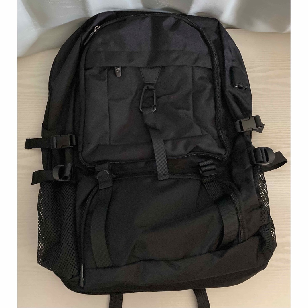 バックパック メンズ 大容量 アウトドア キャンプ 防撥水 60L 新品