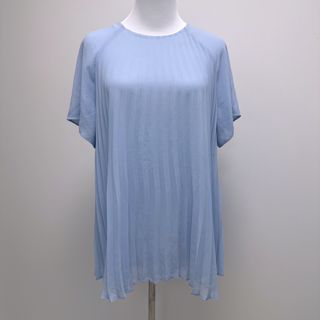 ユニクロ(UNIQLO)の【ユニクロ】 ブラウス 水色 XL オフィス オフィスカジュアル OL(シャツ/ブラウス(半袖/袖なし))