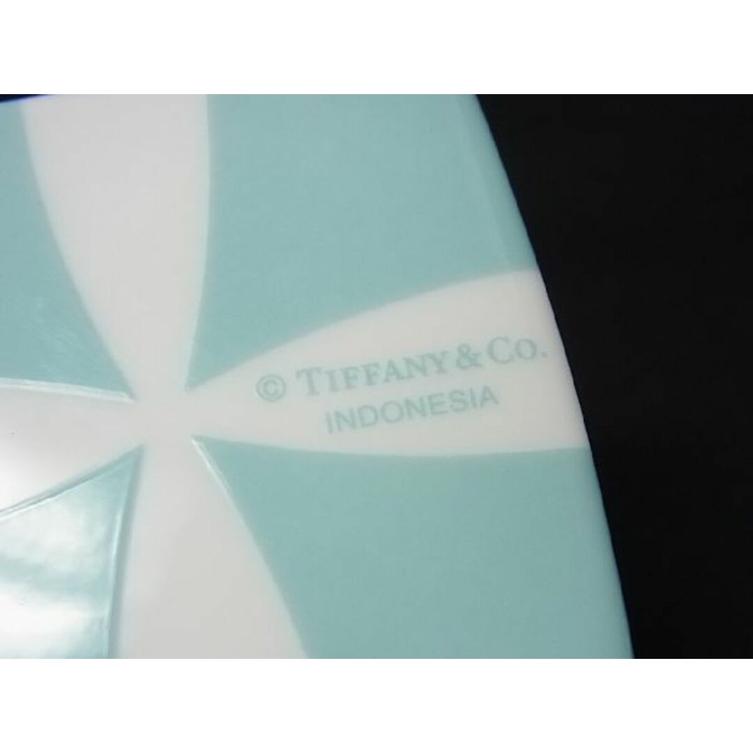 Tiffany & Co.(ティファニー)の■新品同様■ TIFFANY＆Co. ティファニー ボウボックス 陶磁器 小物入れ アクセサリーケース レディース ライトブルー系 AD7376ｾZ レディースのファッション小物(その他)の商品写真