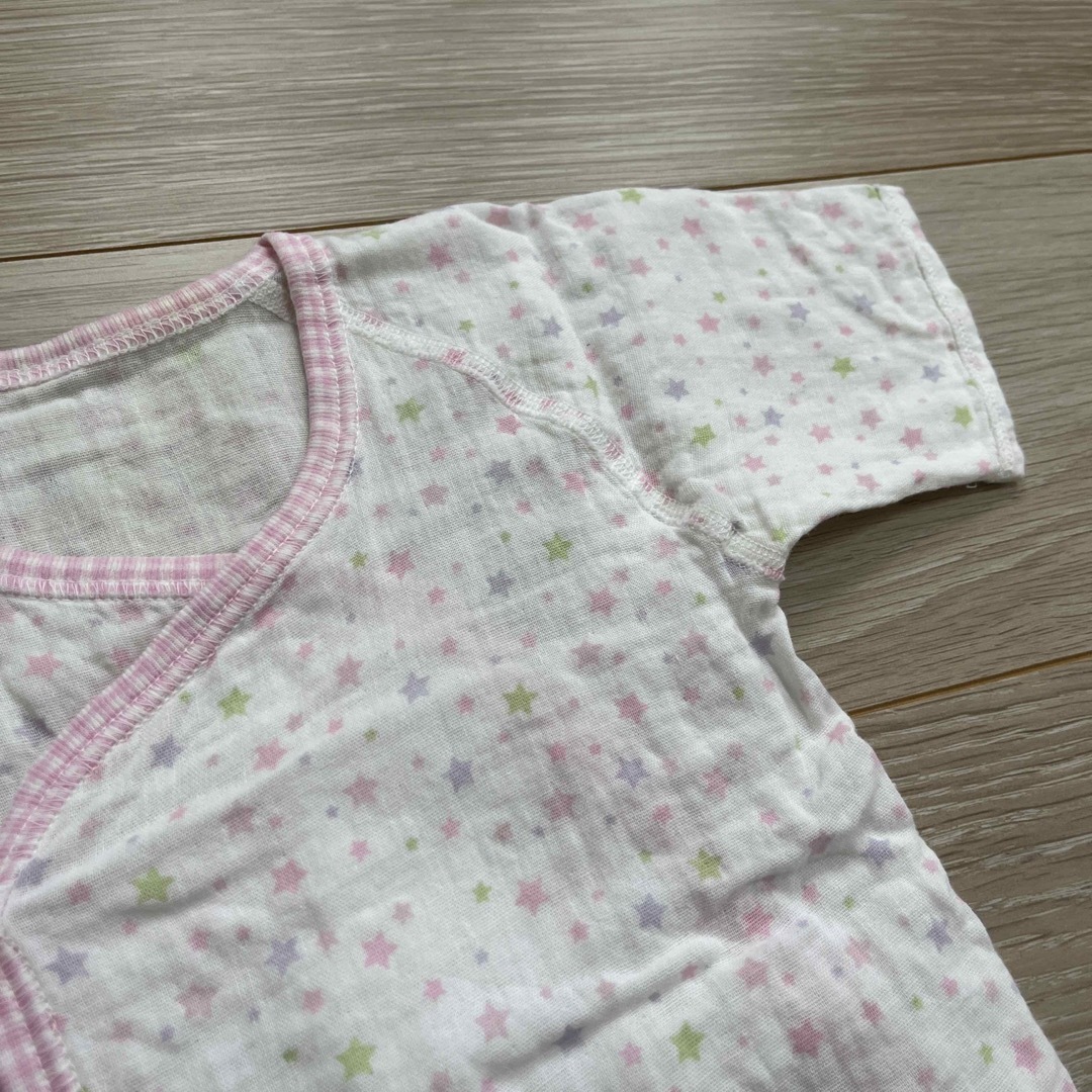 トイザらス(トイザラス)の未使用　新生児　短肌着　２枚セット キッズ/ベビー/マタニティのベビー服(~85cm)(肌着/下着)の商品写真