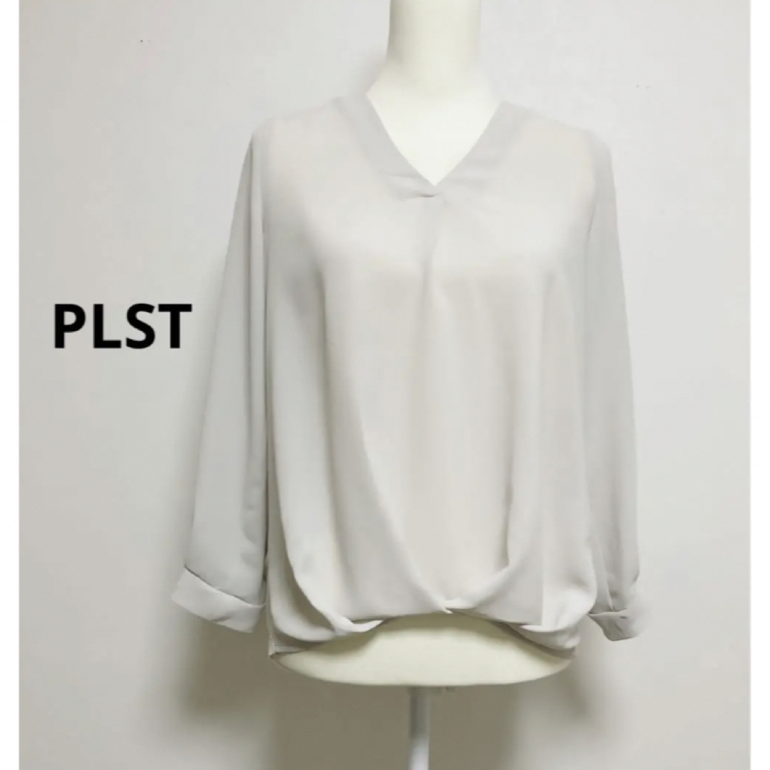 PLST(プラステ)のPLST Vネックシアートップス　美品 レディースのトップス(カットソー(長袖/七分))の商品写真