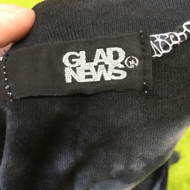 GLAD NEWS(グラッドニュース)の専用 レディースのトップス(Tシャツ(半袖/袖なし))の商品写真