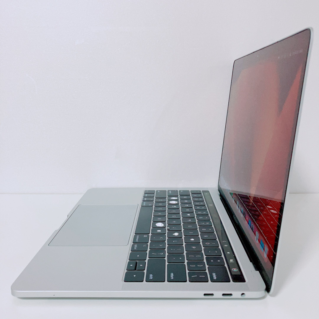 【美品】MacBook Pro 爆速SSD512GB メモリ16GBパソコンPC 4
