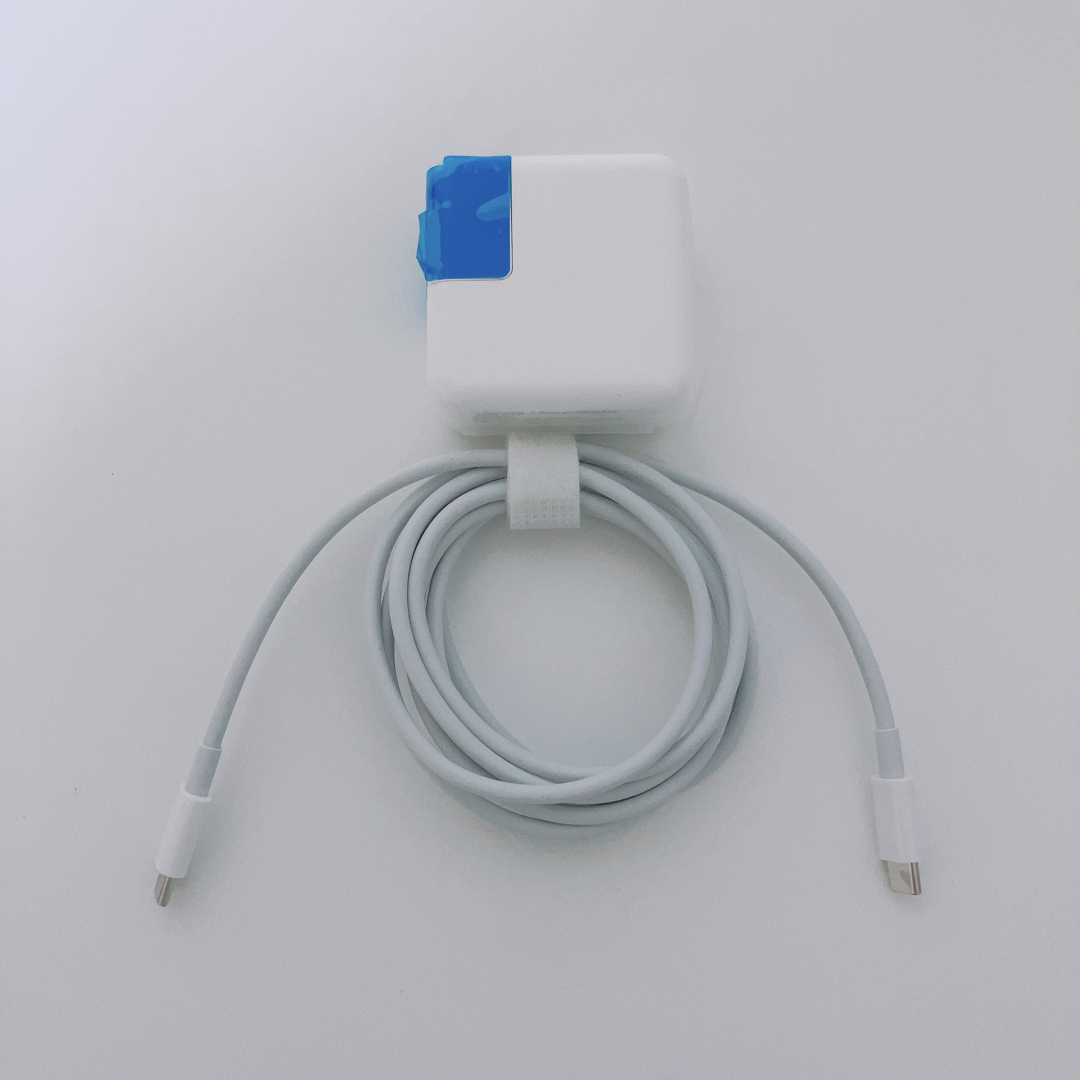 Apple - 【美品】MacBook Pro 爆速SSD512GB メモリ16GBパソコンPCの