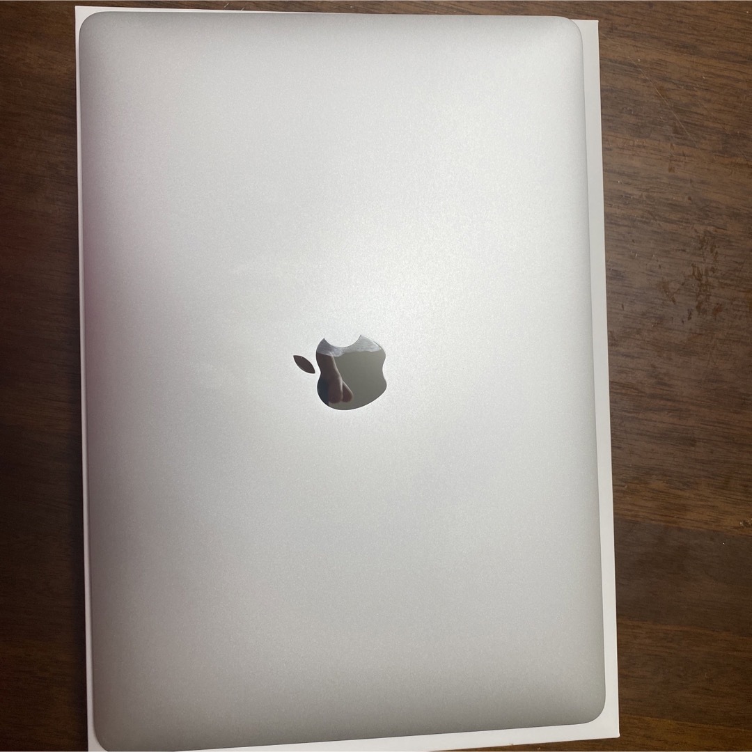 美品　MacBook Air M1 2020年