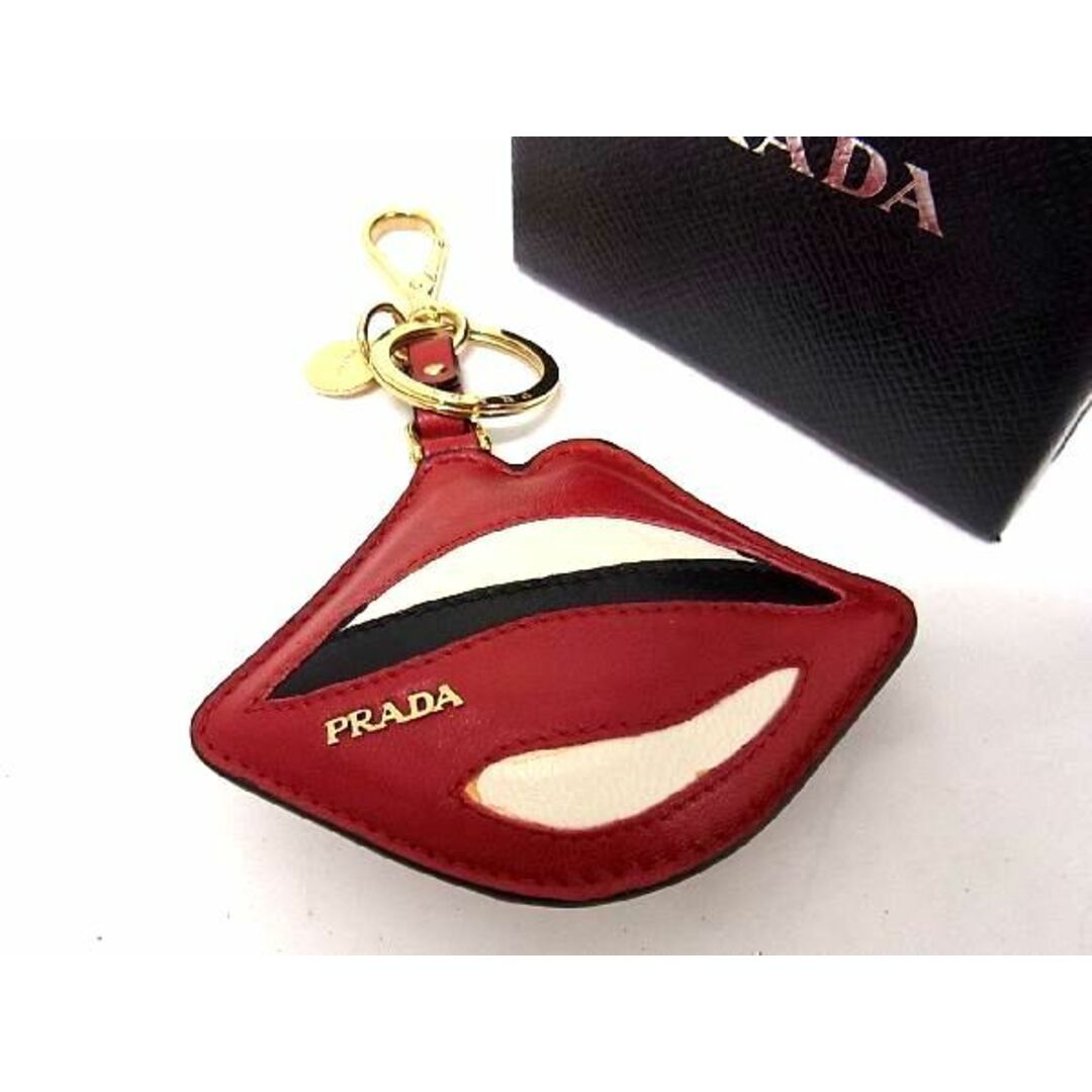 ■極美品■ プラダ PRADA プラダ レザー リップ 唇 くちびる キーホルダー キーリング バッグチャーム レディース レッド系 AH9351kZ