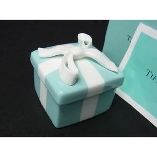 ティファニー(Tiffany & Co.)の■新品■未使用■ TIFFANY＆Co. ティファニー ミニブルーボウボックス リボン オブジェ 小物入れ 陶器 置物 ブルー系 AE2228sZ(その他)