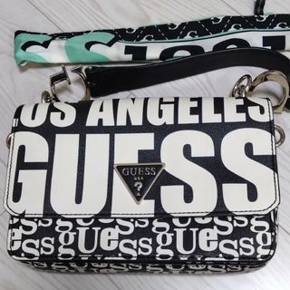 ゲス(GUESS)のゲス　guess　バッグ(ハンドバッグ)