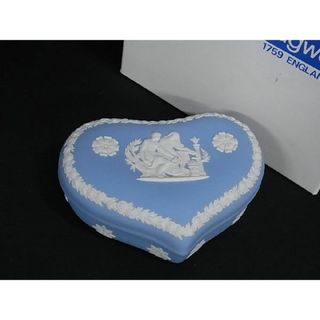 ウェッジウッド(WEDGWOOD)の■新品■未使用■  Wedgwood ウェッジウッド ジャスパー ハート型 オブジェ 小物入れ 陶器 置物 ライト ブルー系×ホワイト系 CA7530 (その他)