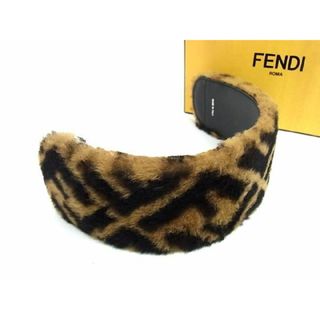 FENDI ズッカ ストラップカバー ショルダーパット