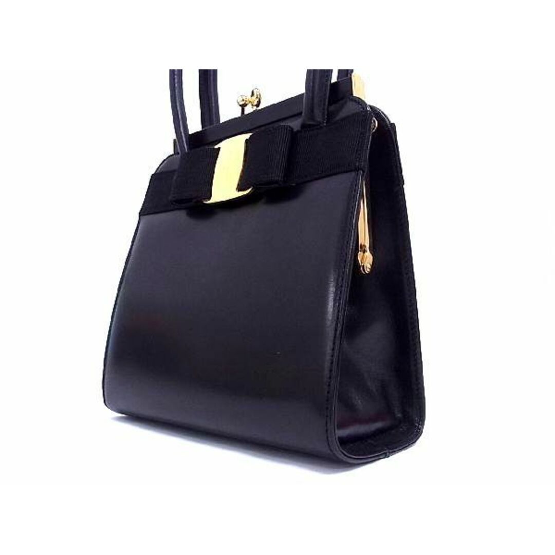 ■極美品■ SalvatoreFerragamo フェラガモ DF-21 ヴァラリボン レザー がま口 2WAY ハンドバッグ ショルダーバッグ ブラック系 AL7411