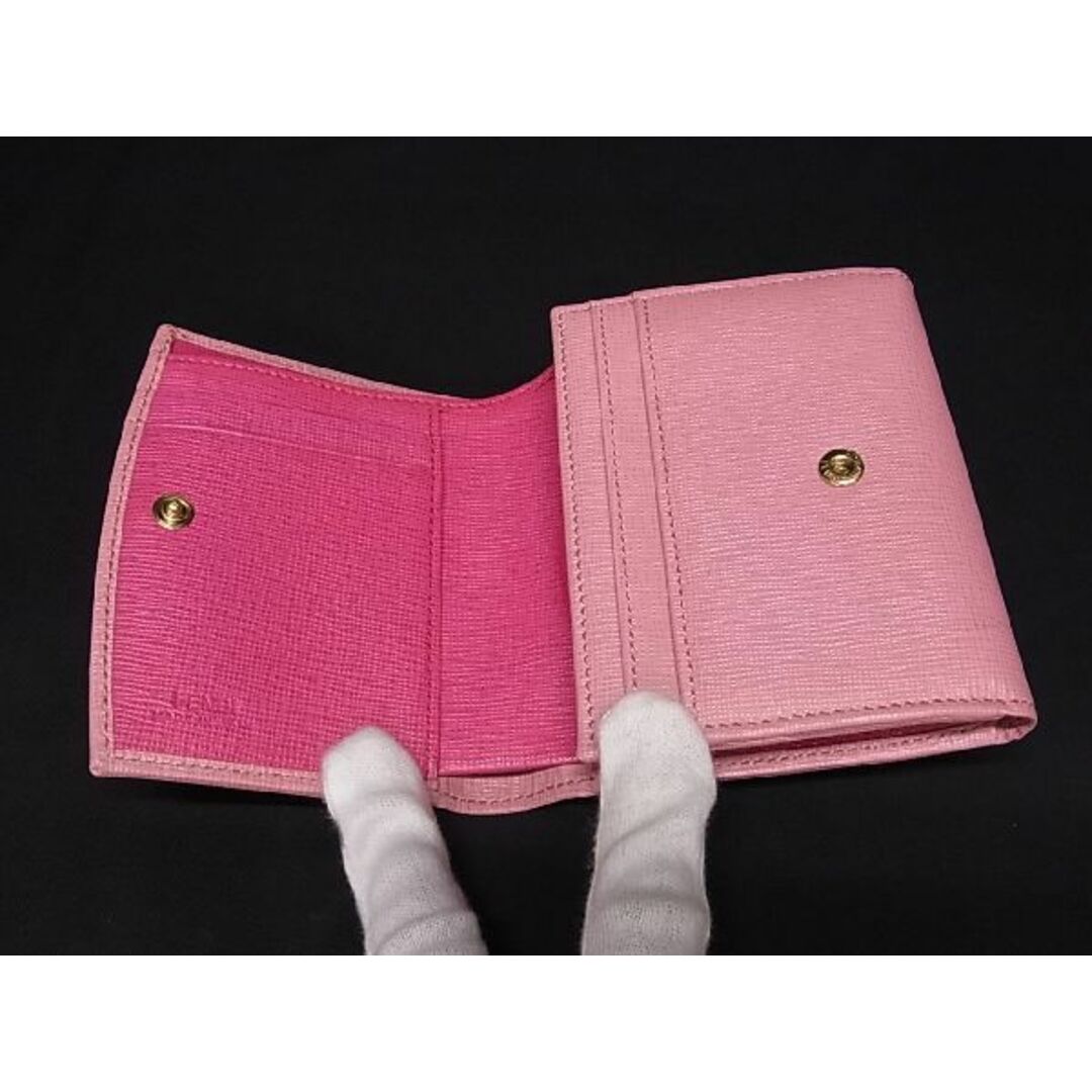 FENDI フェンディ レザー 二つ折り 財布 レディース ピンク