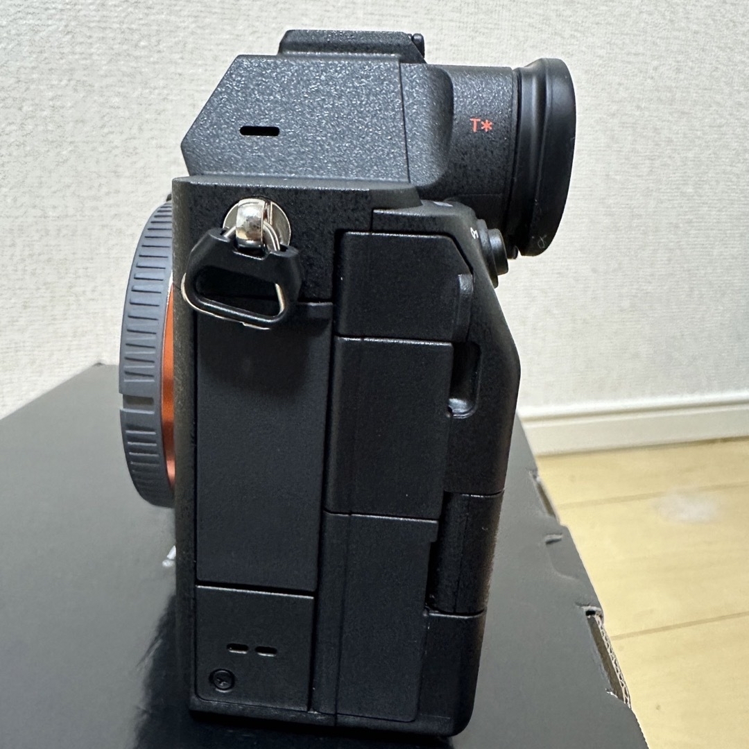 SONY α7 IV ILCE-7M4 ボディ 極美品 ミラーレス一眼