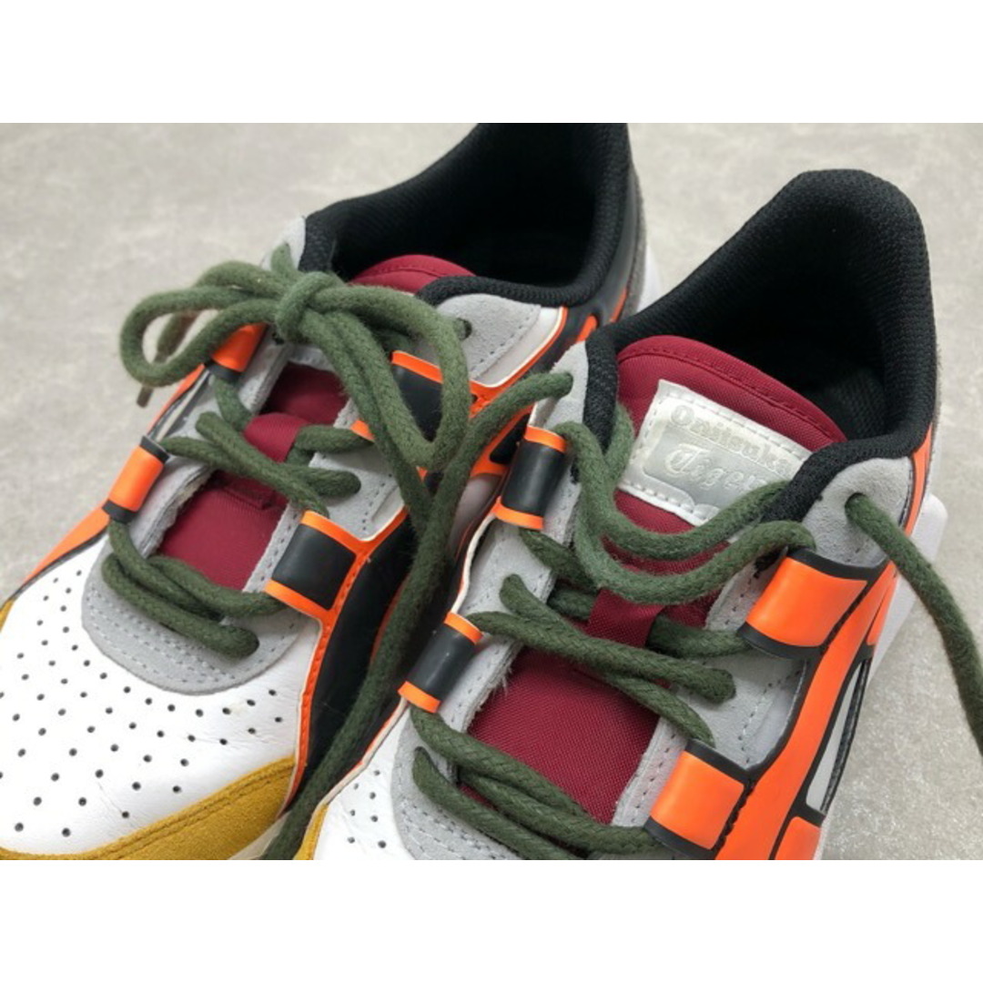 Onitsuka Tiger(オニツカタイガー)のOnitsuka Tiger(オニツカタイガー) 1183A419 BIG LOGO TRAINER ローカット スニーカー 24.0cm ホワイト オレンジ 【中古】【007】 レディースの靴/シューズ(スニーカー)の商品写真