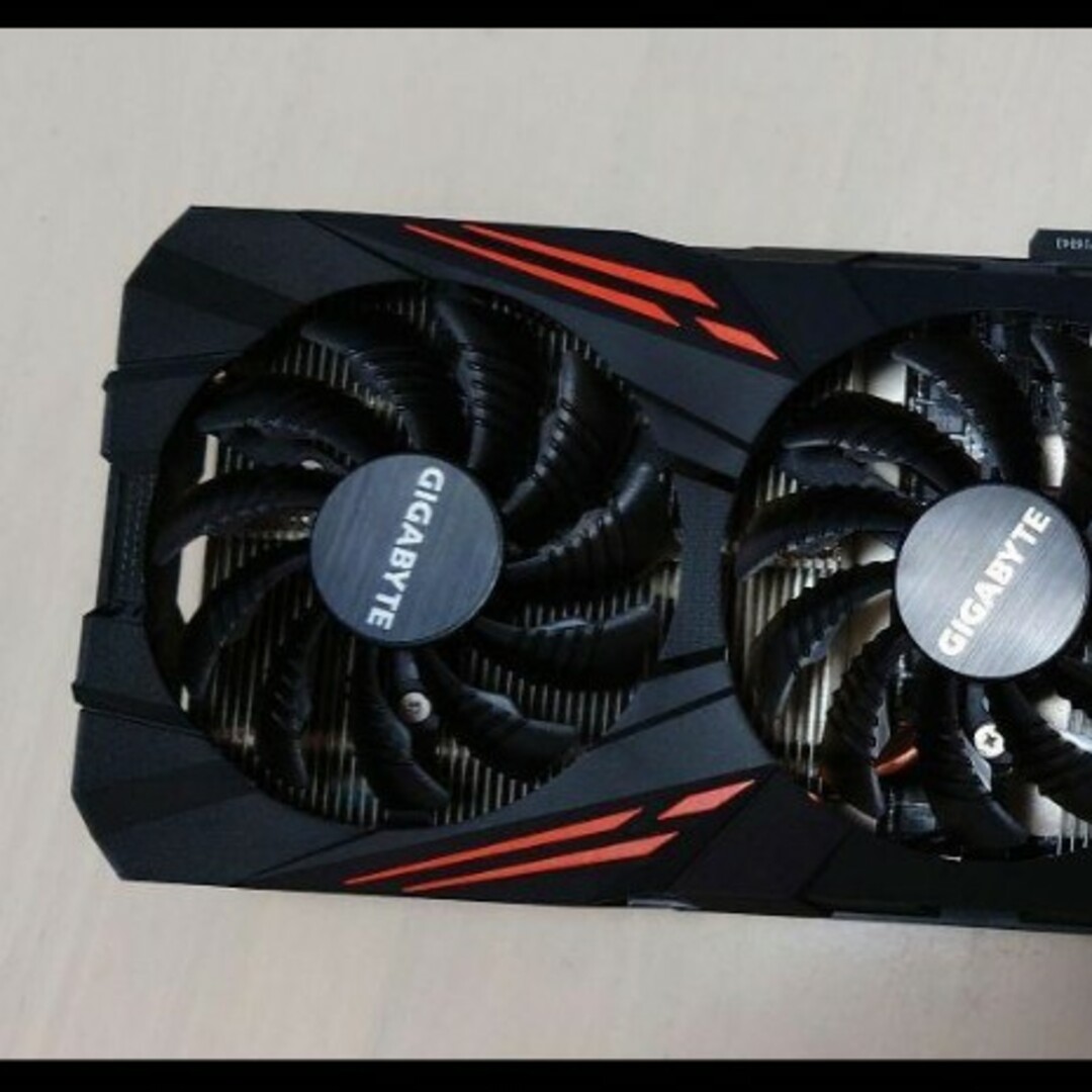 グラボ　GIGABYTE GTX1070