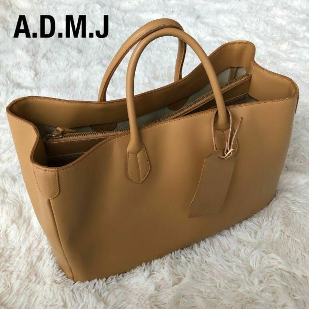 A.D.M.J. - ADMJ A.D.M.Jレザートートバッグ ハンドバッグ キャメルの ...