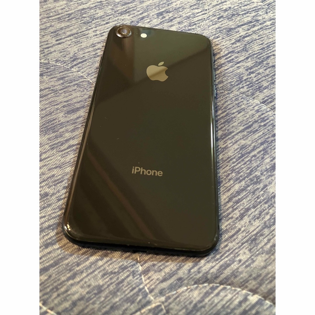 iPhone8  64G  美品　SIMフリー