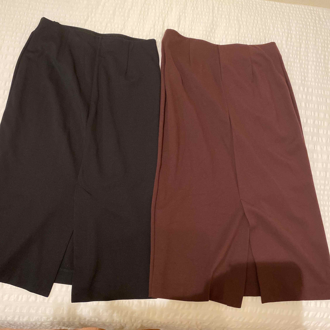 UNIQLO(ユニクロ)のUNIQLOペンシルスカート黒とバーガンディセット売り レディースのスカート(ひざ丈スカート)の商品写真