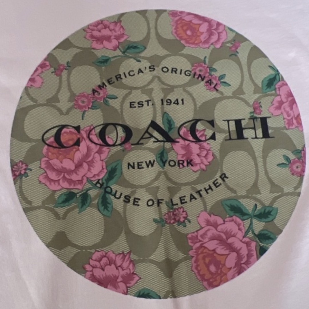 COACH(コーチ)のCOACH 花柄プリント Tシャツ レディースのトップス(Tシャツ(半袖/袖なし))の商品写真