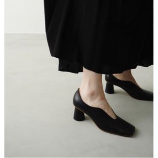 CLANE 【完売】WAVE SQUARE PUMPS 36