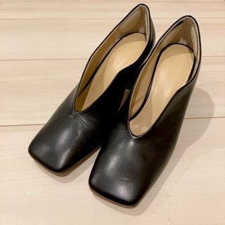 CLANE 【完売】WAVE SQUARE PUMPS 36