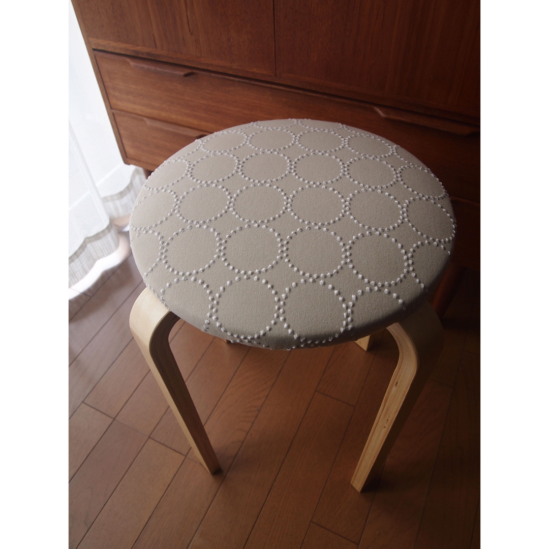 まるさん専用 ミナペルホネン ハンドメイド スツール タンバリン まるさん専用 ミナペルホネン ハンドメイド スツール タンバリン