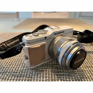 OLYMPUS - ⭐️軽量・コンパクト⭐️Wi-Fi転送OK⭐️OLYMPUS E-PL7