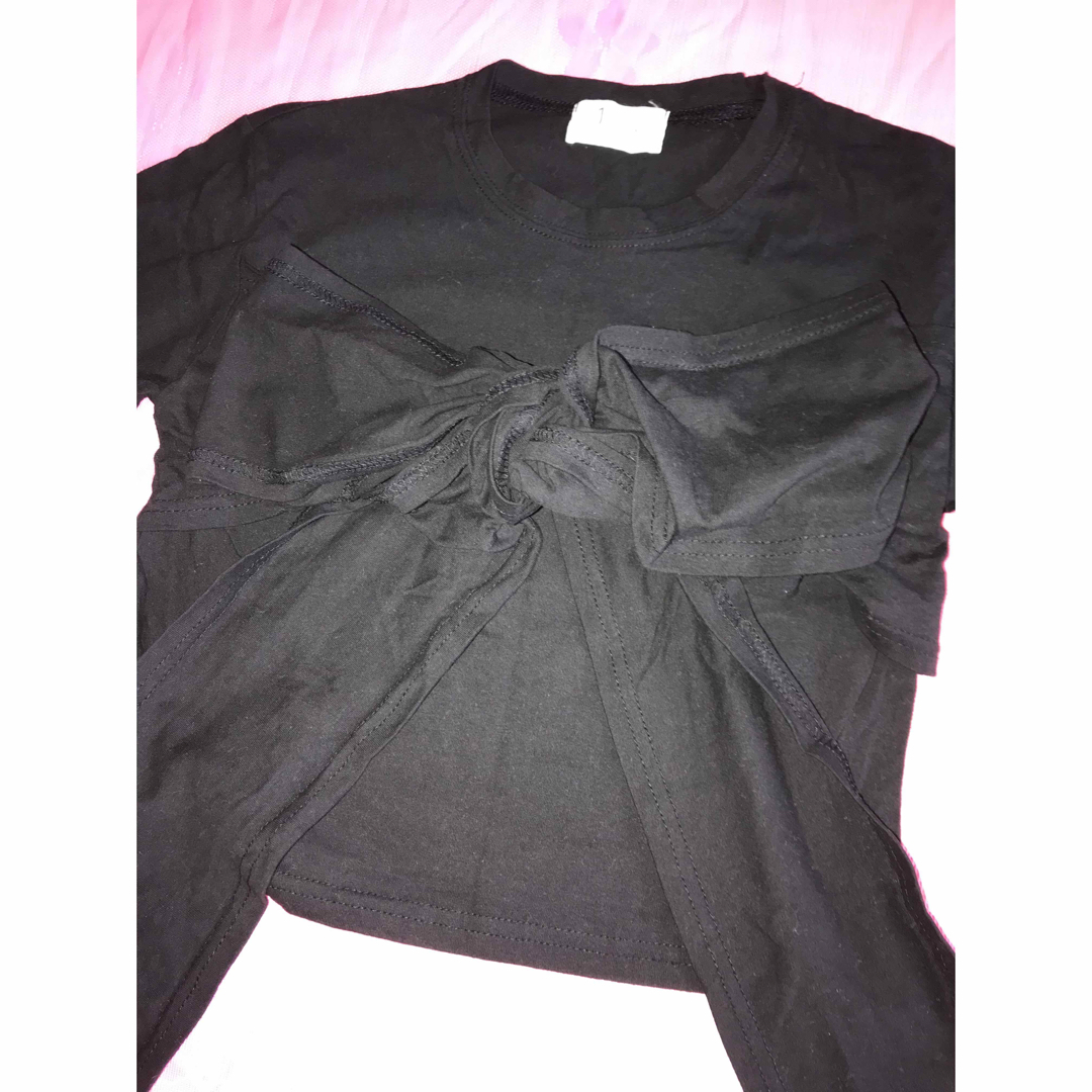 胸元リボン　チビティー　ショートＴシャツ　韓国ファッション レディースのトップス(Tシャツ(半袖/袖なし))の商品写真