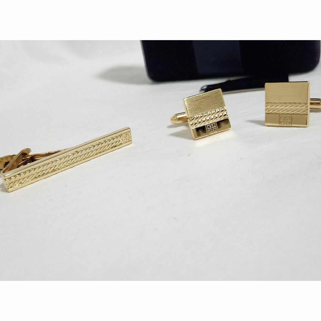 正規 ジバンシィ ロゴ×クロスチェーン ブロックカフス ネクタイピン