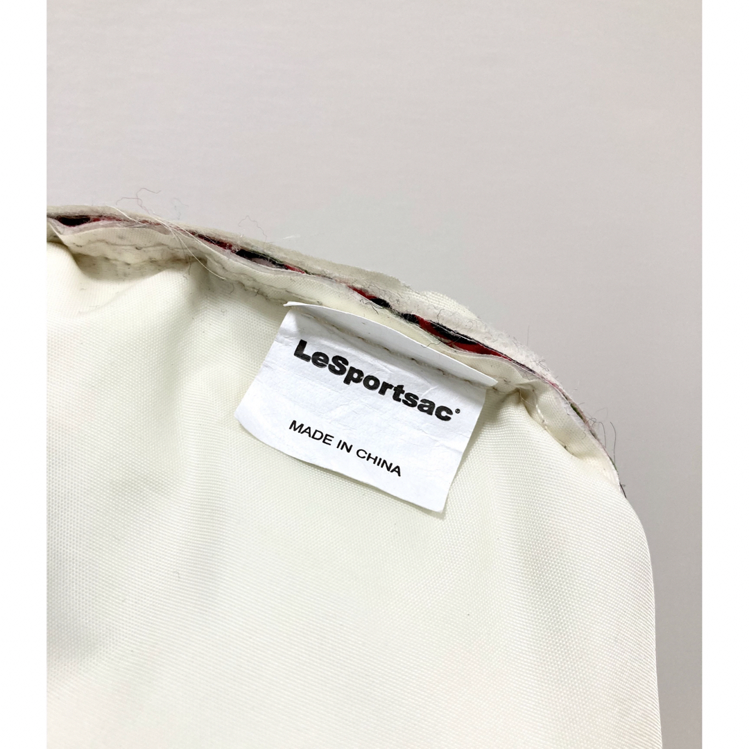 LeSportsac(レスポートサック)のレスポートサック 3段収納×レディバグ デザイン レディース ショルダーバッグ レディースのバッグ(ショルダーバッグ)の商品写真