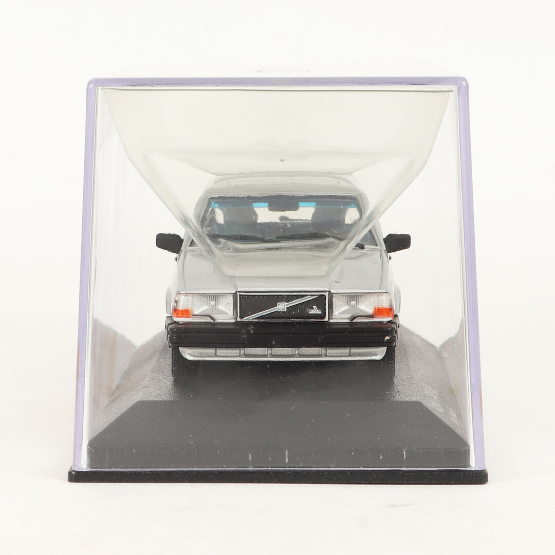 MINICHAMPS ミニチャンプス 1/43 Volvo 740 GL 1986 ボルボ MINICHAMPS ミニチャンプス 1/43 Volvo 740 GL 1986 ボルボ