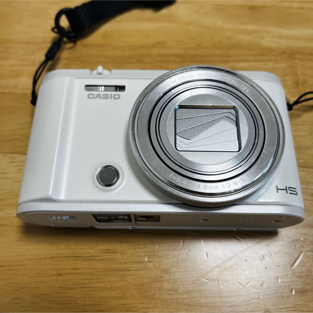 CASIO(カシオ)のCASIO コンパクトデジタルカメラ EXILIM EX-ZR3100 スマホ/家電/カメラのカメラ(コンパクトデジタルカメラ)の商品写真