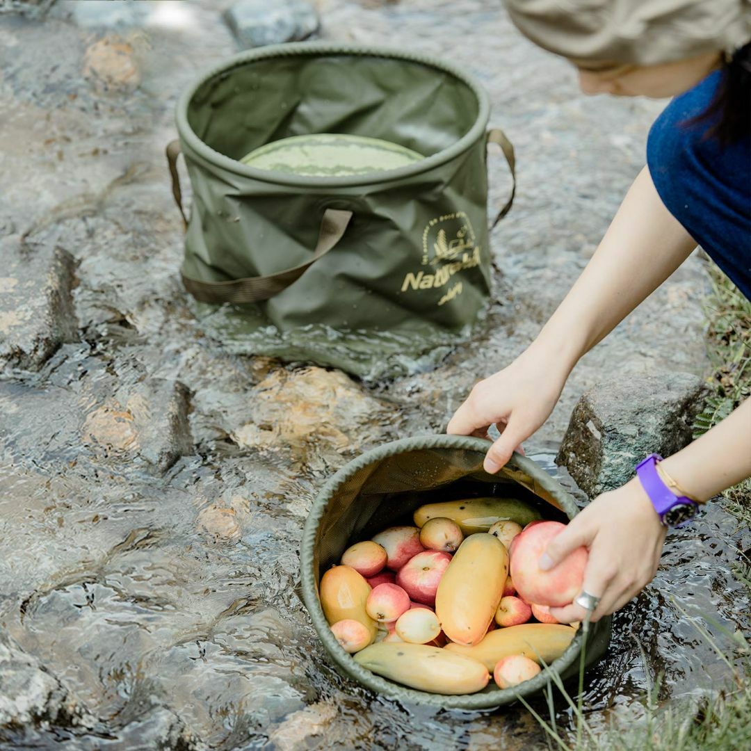 【色: 緑】Naturehike 折りたたみバケツ円筒形 持ち運び 畳めるデザイ