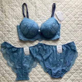 Wacoal wing レシアージュ E75ブラ&ペアショーツLセット