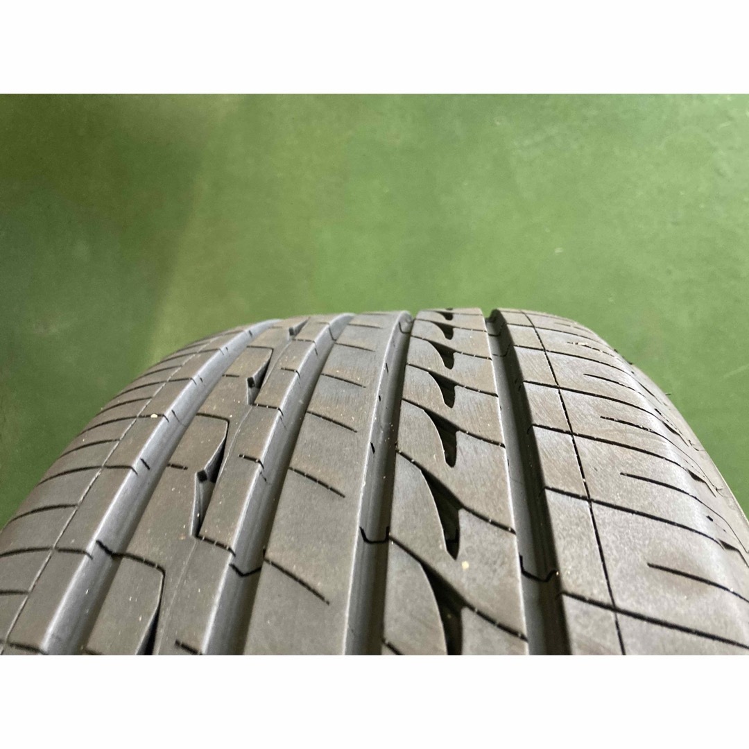 BS REGNO 235/50R18-