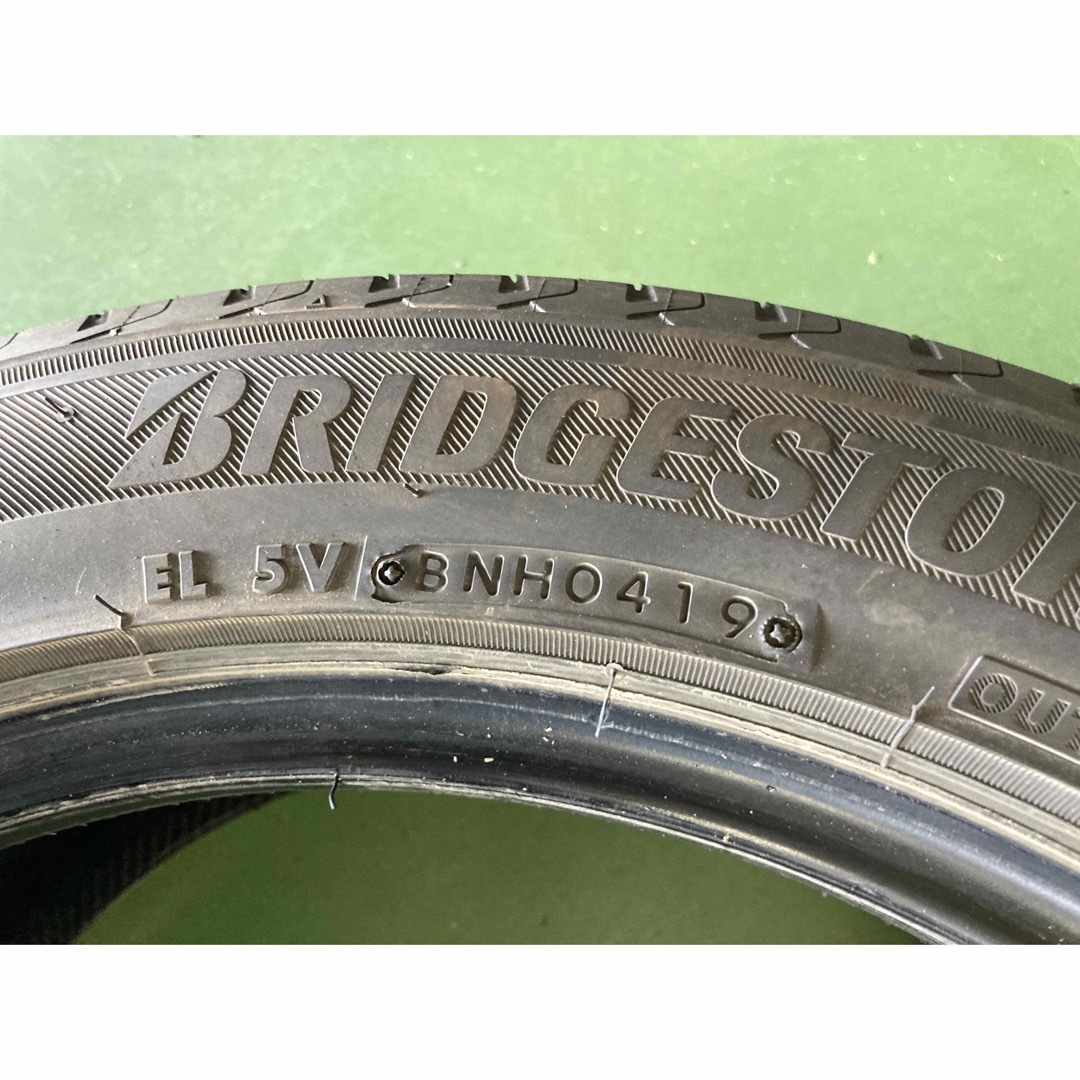 BS REGNO 235/50R18