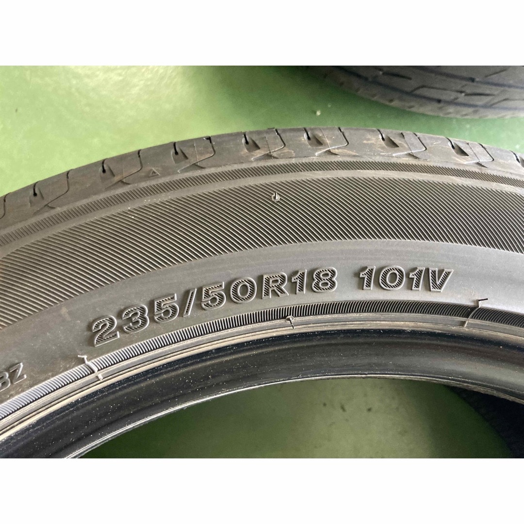 BS REGNO 235/50R18