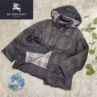 バーバリー(BURBERRY)の【大きいサイズ】バーバリー フード収納式ダウンジャケット 裏地ノバチェック 13(ダウンジャケット)